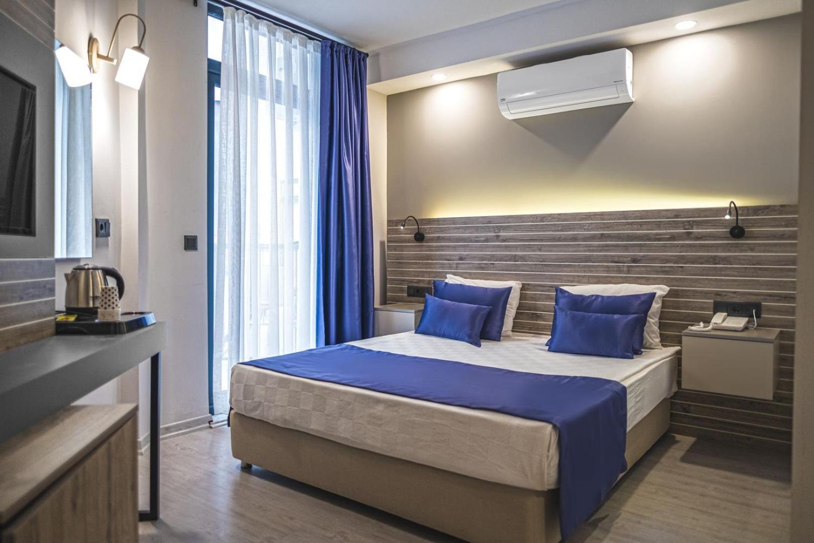 Side Square Hotel מראה חיצוני תמונה