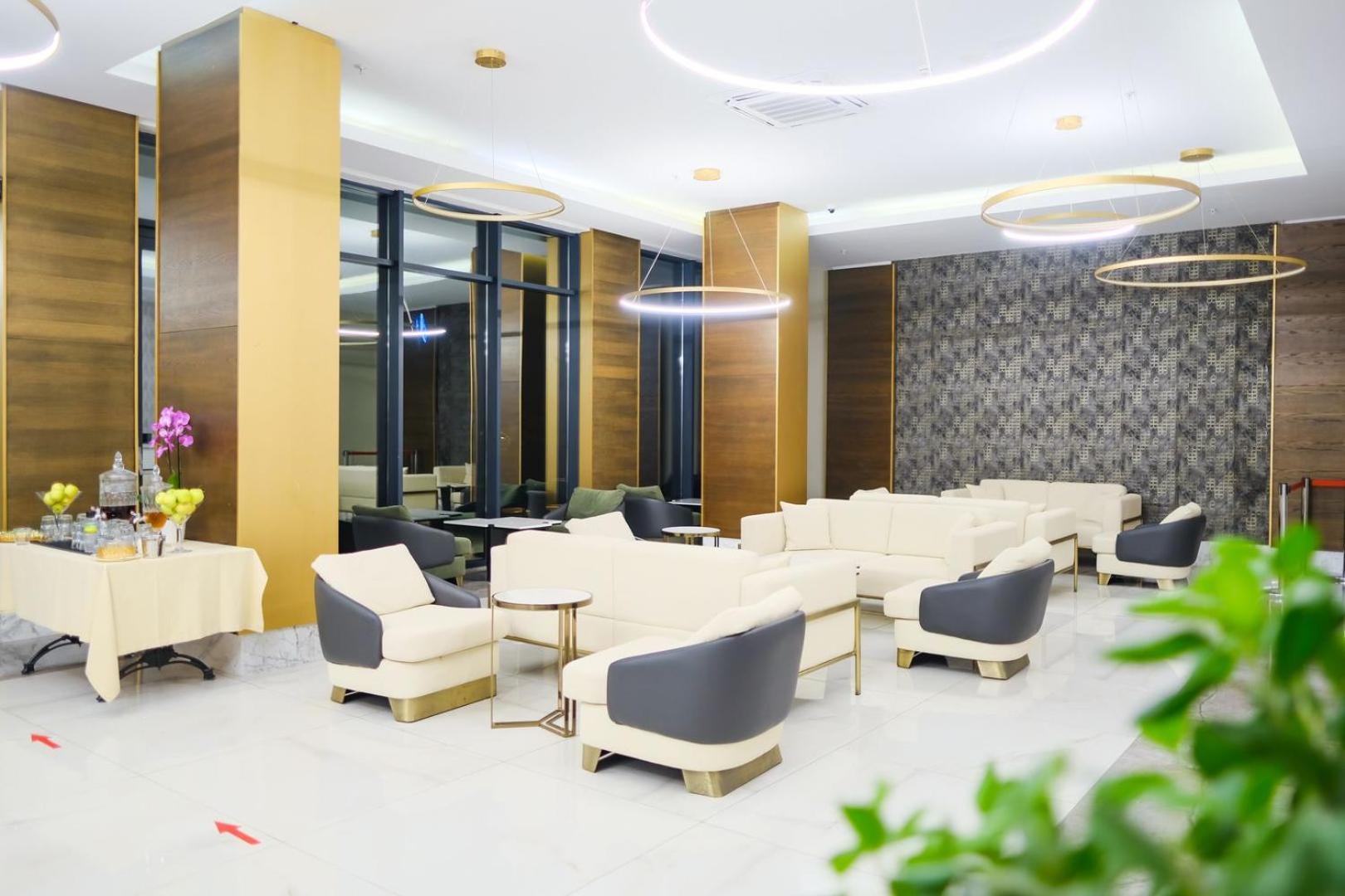 Side Square Hotel מראה חיצוני תמונה